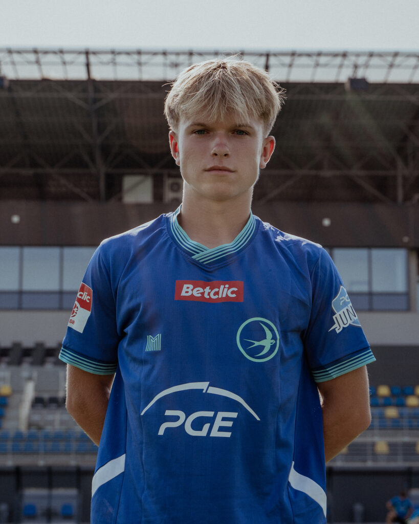 Portret Huberta Bzduły, ucznia i zawodnika Zespołu Szkół Mistrzostwa Sportowego ZKS Unia Tarnów.