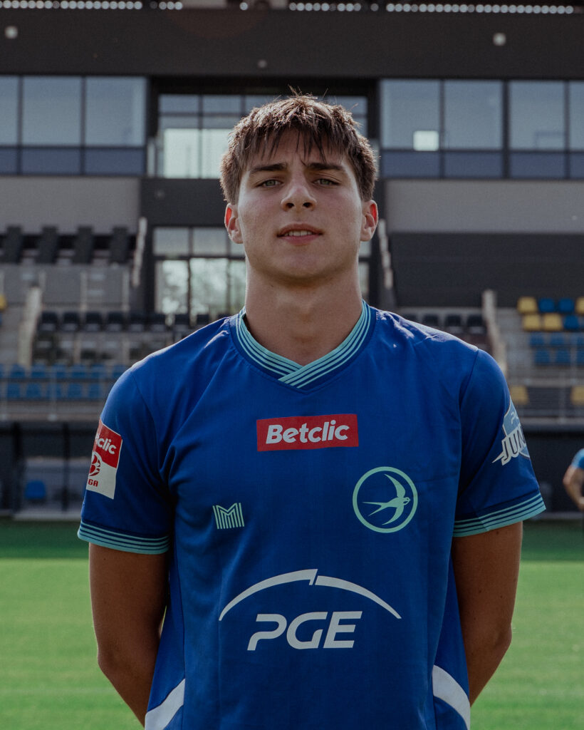Portret Igora Matyjewicza, ucznia i zawodnika Zespołu Szkół Mistrzostwa Sportowego ZKS Unia Tarnów.
